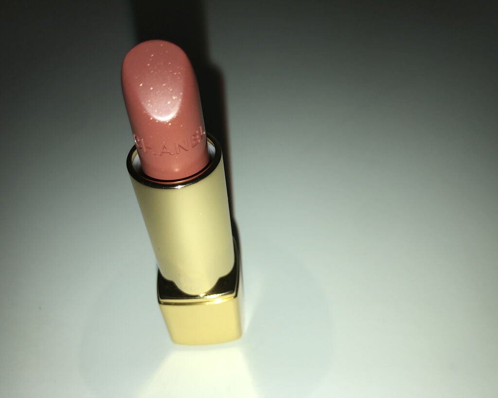 ルージュ アリュール 107 オー ベージュ/CHANEL/口紅を使ったクチコミ（3枚目）