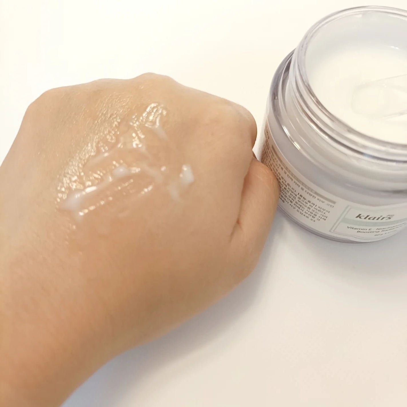 フレッシュリージュースドビタミンEマスク(90g)/Klairs/フェイスクリームを使ったクチコミ(4枚目)