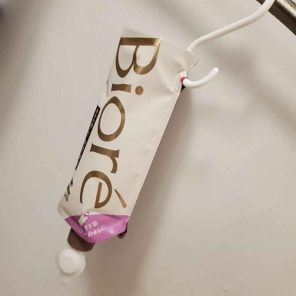 ザ ボディ ぬれた肌に使うボディ乳液 エアリーブーケの香り/ビオレu/ボディミルクを使ったクチコミ(4枚目)