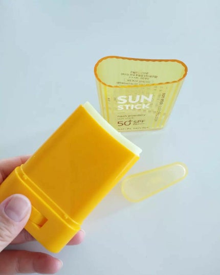 パウダリーUVアロエスティック SPF50+/PA++++/ネイチャーリパブリック/日焼け止めスティックを使ったクチコミ(3枚目)