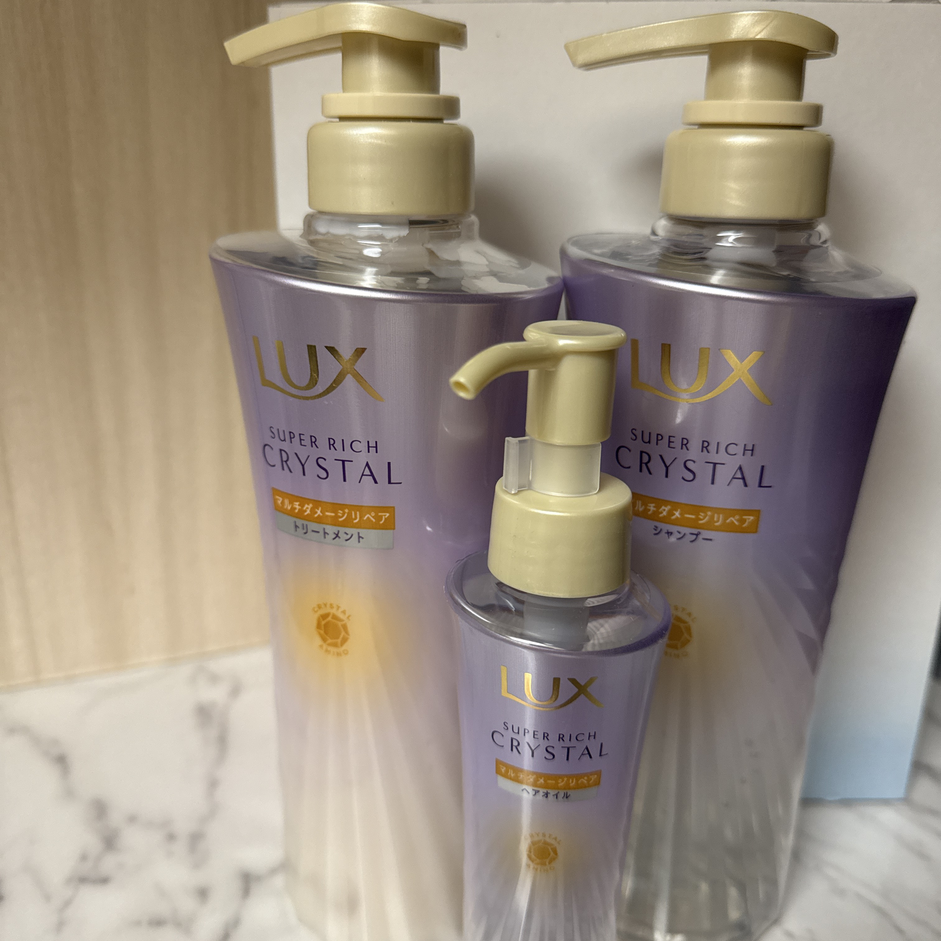 ラックス スーパーリッチクリスタル マルチダメージリペア ヘアオイル/LUX/ヘアオイルを使ったクチコミ（2枚目）