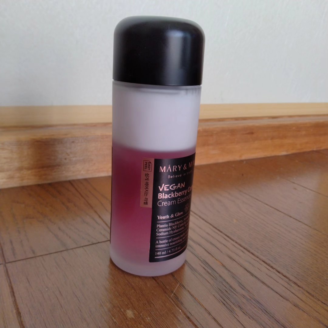 ヴィーガンブラックベリー コンプレックスクリームエッセンス/MARY&MAY/化粧水を使ったクチコミ（2枚目）