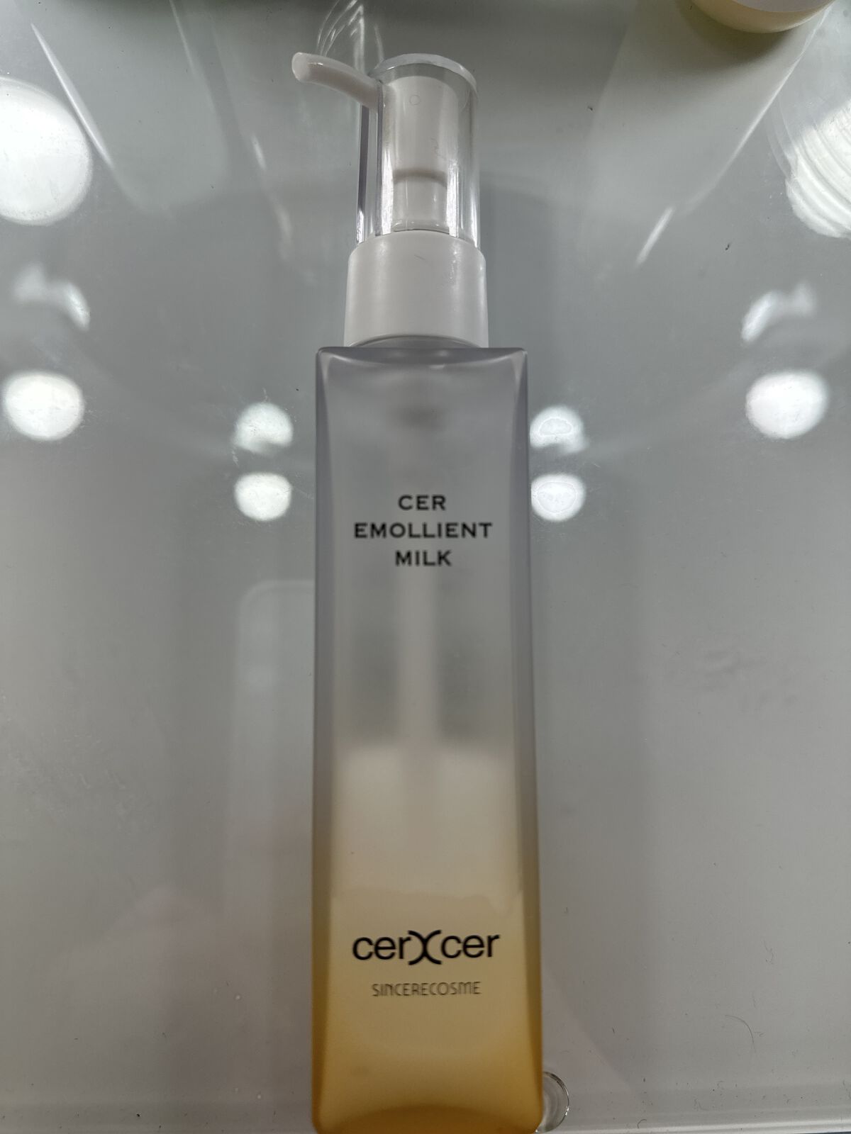 エモリエントミルク /cerXcer/乳液を使ったクチコミ（1枚目）