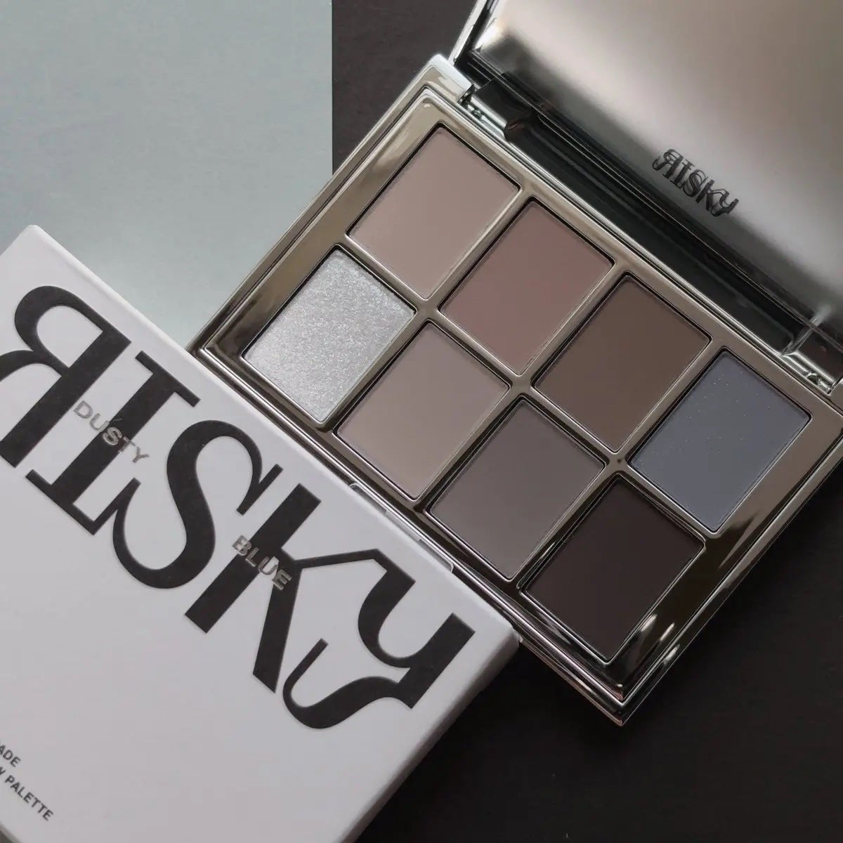 PIGMENT EYESHADOW PALETTE /RISKY /アイシャドウパレットを使ったクチコミ(2枚目)