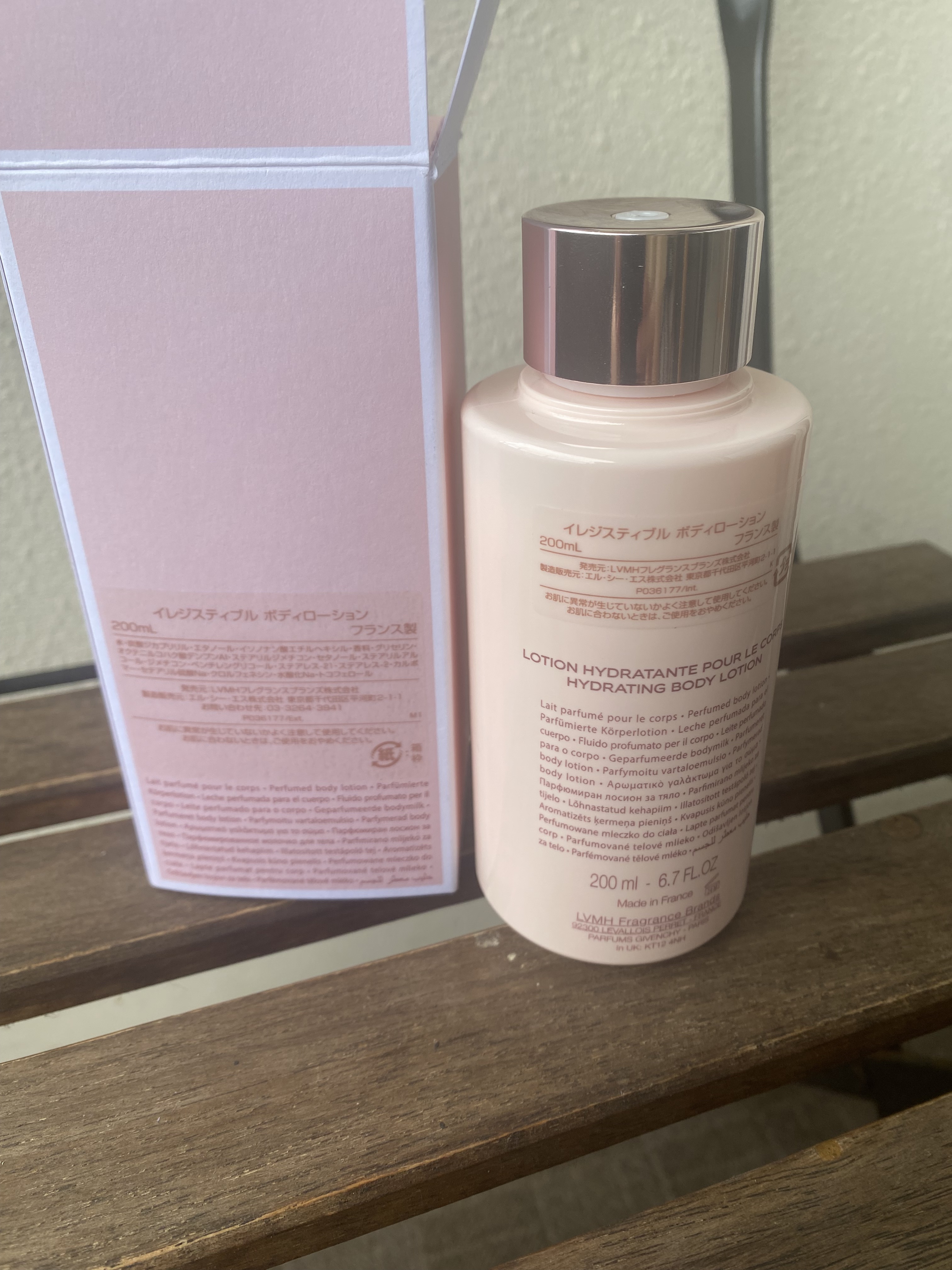 イレジスティブル ボディローション/GIVENCHY/ボディローションを使ったクチコミ（3枚目）