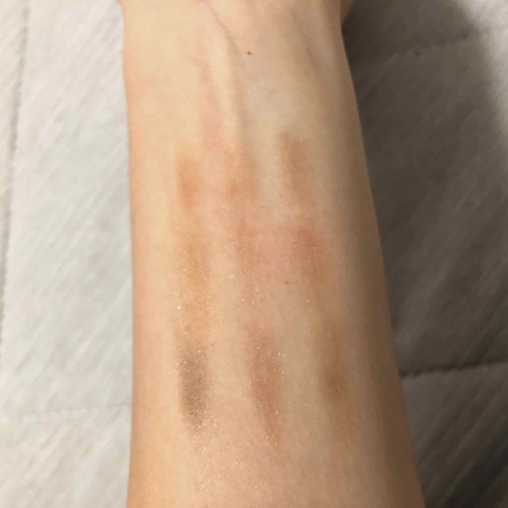 UR GLAM　BLOOMING EYE COLOR PALETTE/U R GLAM/アイシャドウパレットを使ったクチコミ（3枚目）