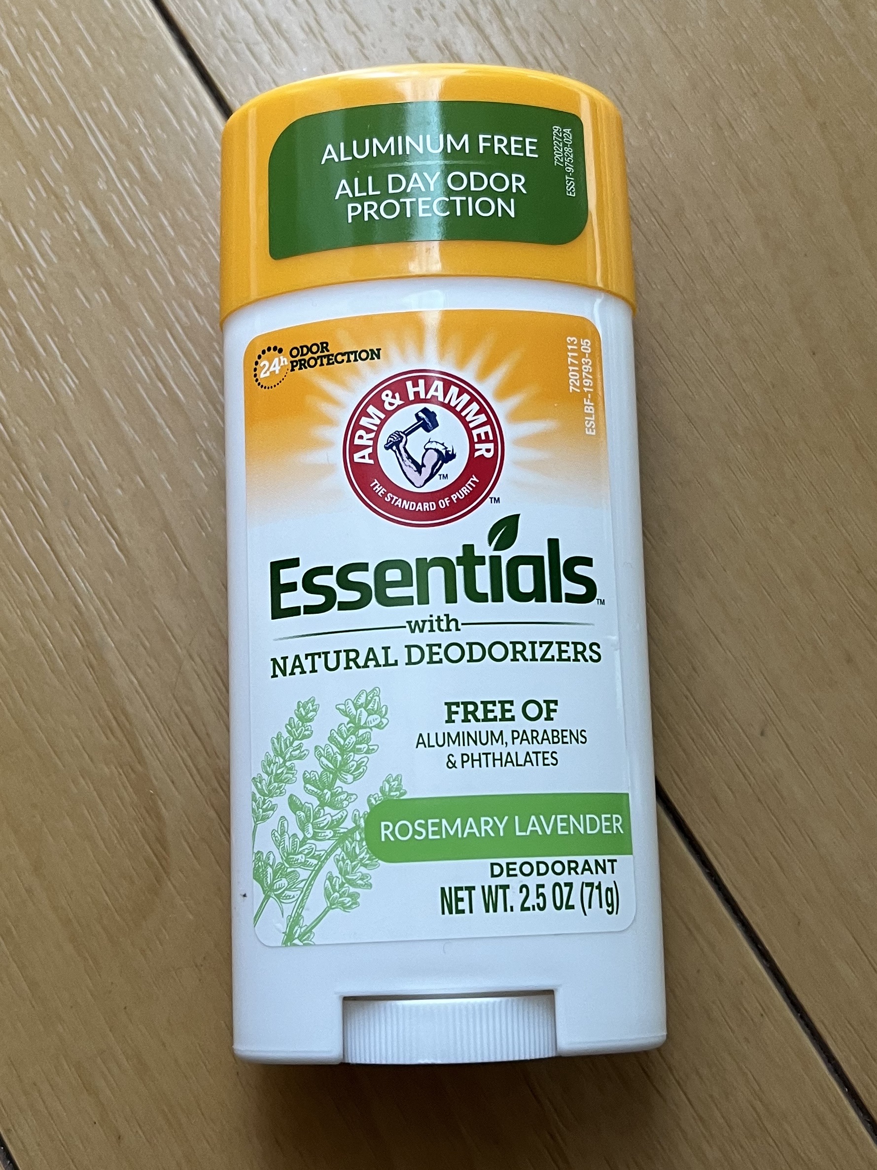  エッセンシャルズナチュラルデオドラント/Arm & Hammer/デオドラント・制汗剤を使ったクチコミ（1枚目）