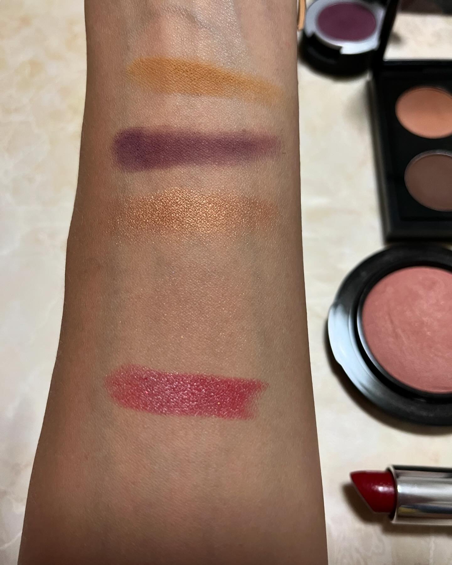 スモール アイシャドウ/M・A・C/単色アイシャドウを使ったクチコミ（2枚目）