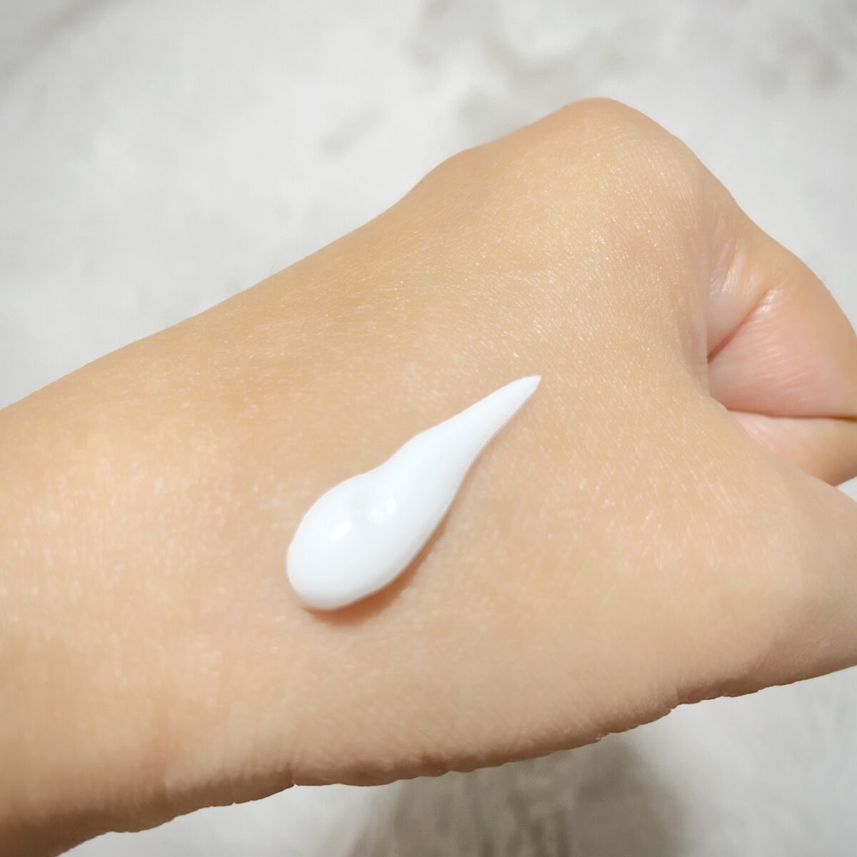 プレミアムハンドクリーム ラベンター/BARTH/ハンドクリームを使ったクチコミ（2枚目）