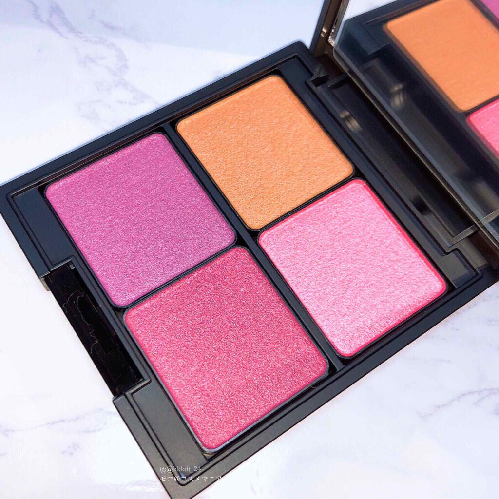 ブルーミング メイクアップキットB(パウダーパレット)/Celvoke/メイクアップキットを使ったクチコミ(2枚目)