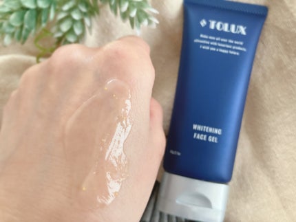 ぴぴちゃん22@フォロバ100% on LIPS 「TOLUX薬用ホワイトニングフェイスジェル🎶✅一つで4役化粧水..」(3枚目)