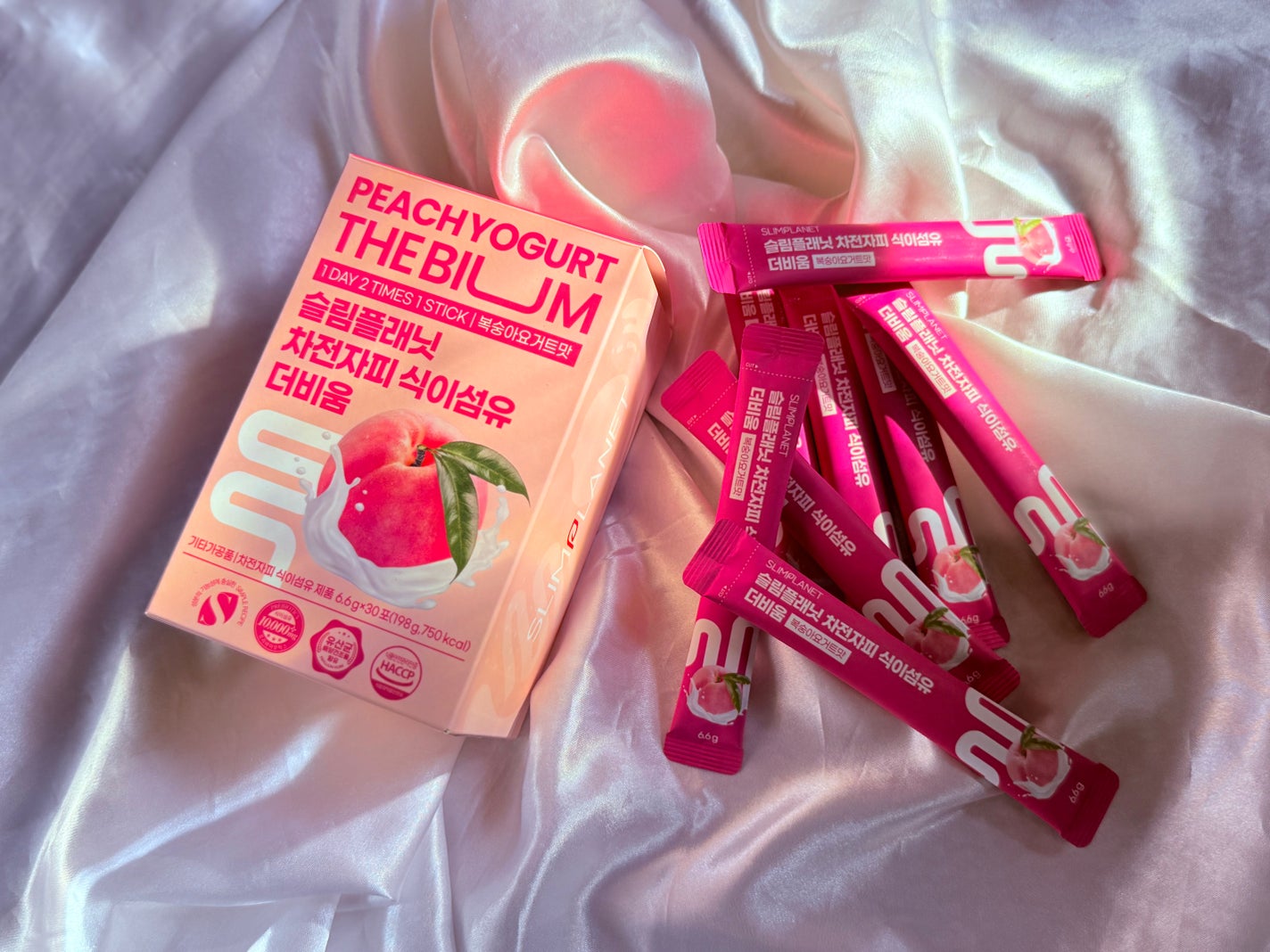 MISAKI on LIPS 「✔︎オオバコ種皮食物繊維ザ・ビウム自称万年ダイエッターの私で..」(1枚目)