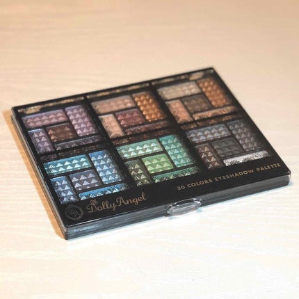30COLORSEYESHADOWPALETTE/Dolly Angel/アイシャドウパレットを使ったクチコミ(1枚目)
