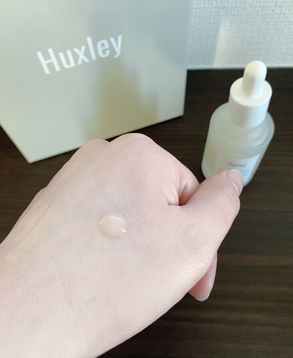 オイルエッセンス； エッセンスライク オイルライク/Huxley/美容液を使ったクチコミ（3枚目）