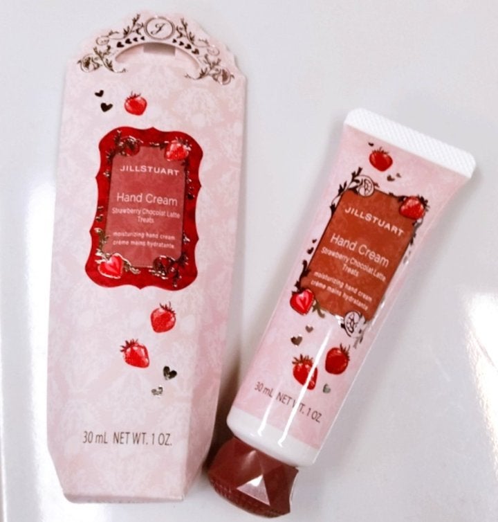 ジルスチュアート ハンドクリーム ストロベリー ショコララテ トリーツ/JILL STUART/ハンドクリームを使ったクチコミ(1枚目)