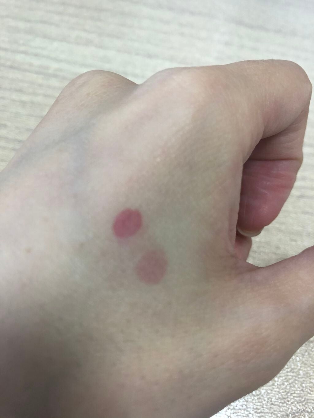 ジューシーラスティングティント/rom&nd/リップティントを使ったクチコミ(5枚目)