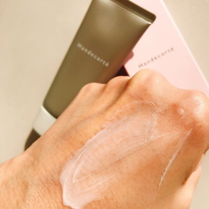 ハンデコルテ/キユートピア/ネック・デコルテケアを使ったクチコミ(3枚目)