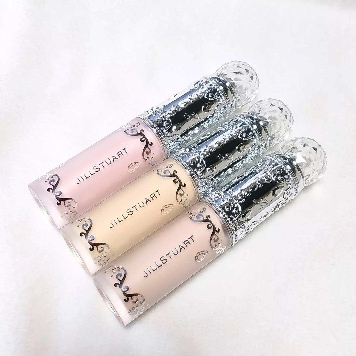 ダイヤモンドティップス コンシーラー<カバータイプ>/JILL STUART/リキッドコンシーラーを使ったクチコミ(1枚目)