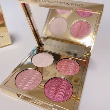 Revolution Pro Quartz Crush Eyeshadow Palette/MAKEUP REVOLUTION/アイシャドウパレットを使ったクチコミ（1枚目）