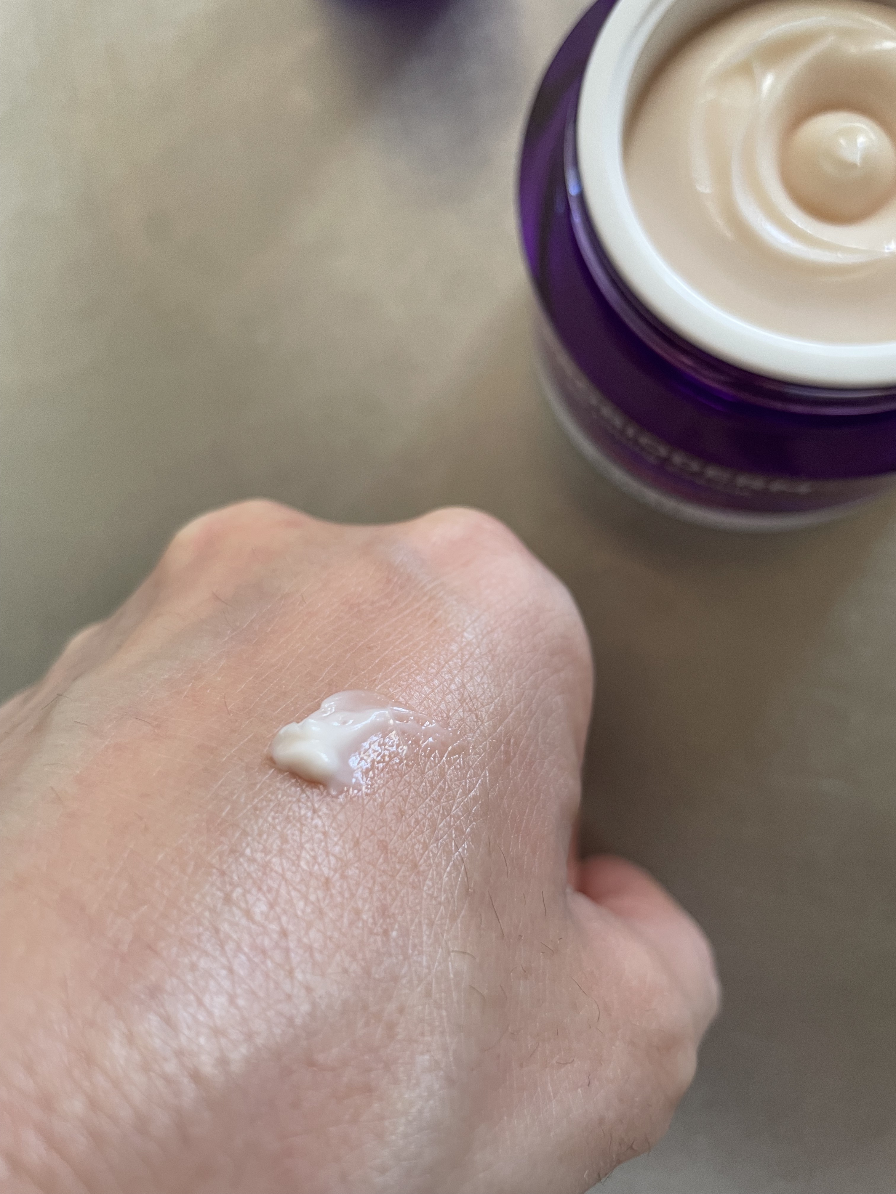 バイオヒールボ プロバイオダーム 3Dリフティングクリーム/BIOHEAL BOH/フェイスクリームを使ったクチコミ（2枚目）