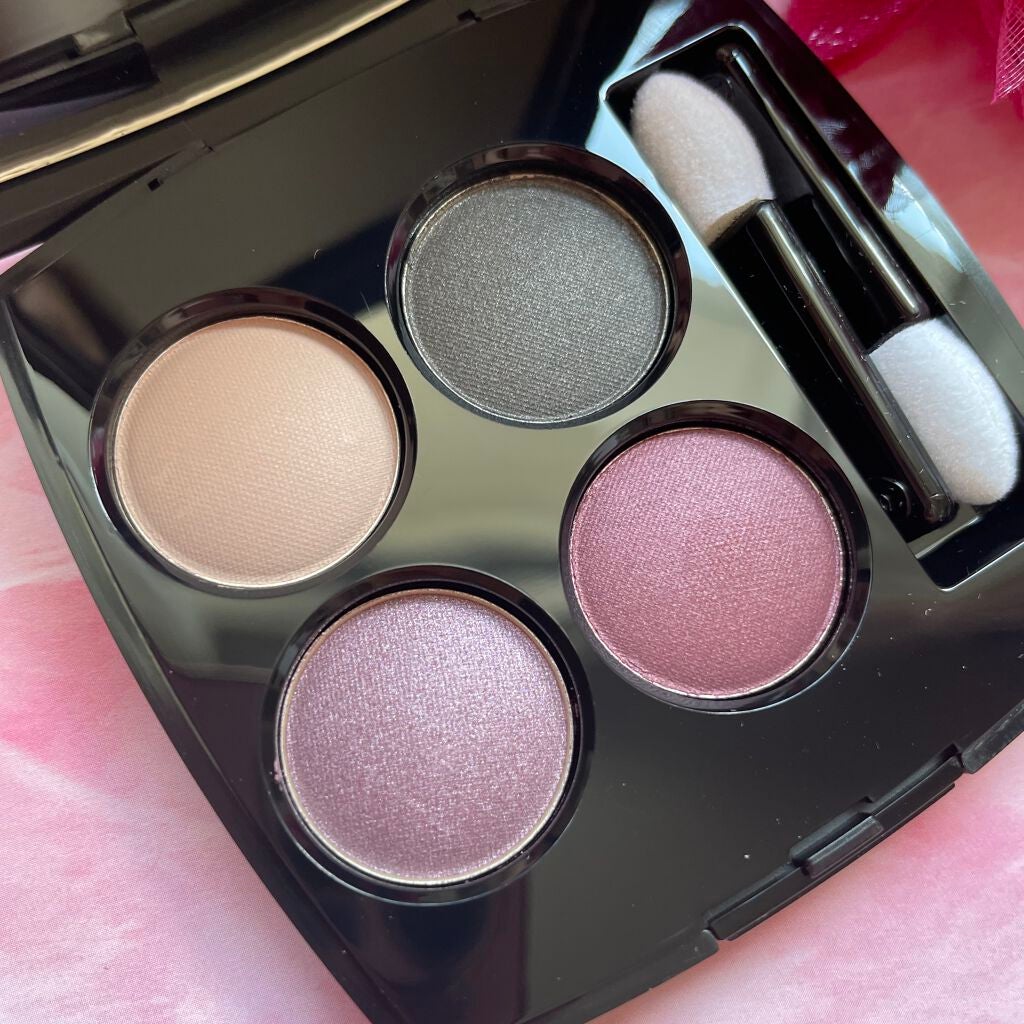 レ キャトル オンブル/CHANEL/アイシャドウパレットを使ったクチコミ(2枚目)