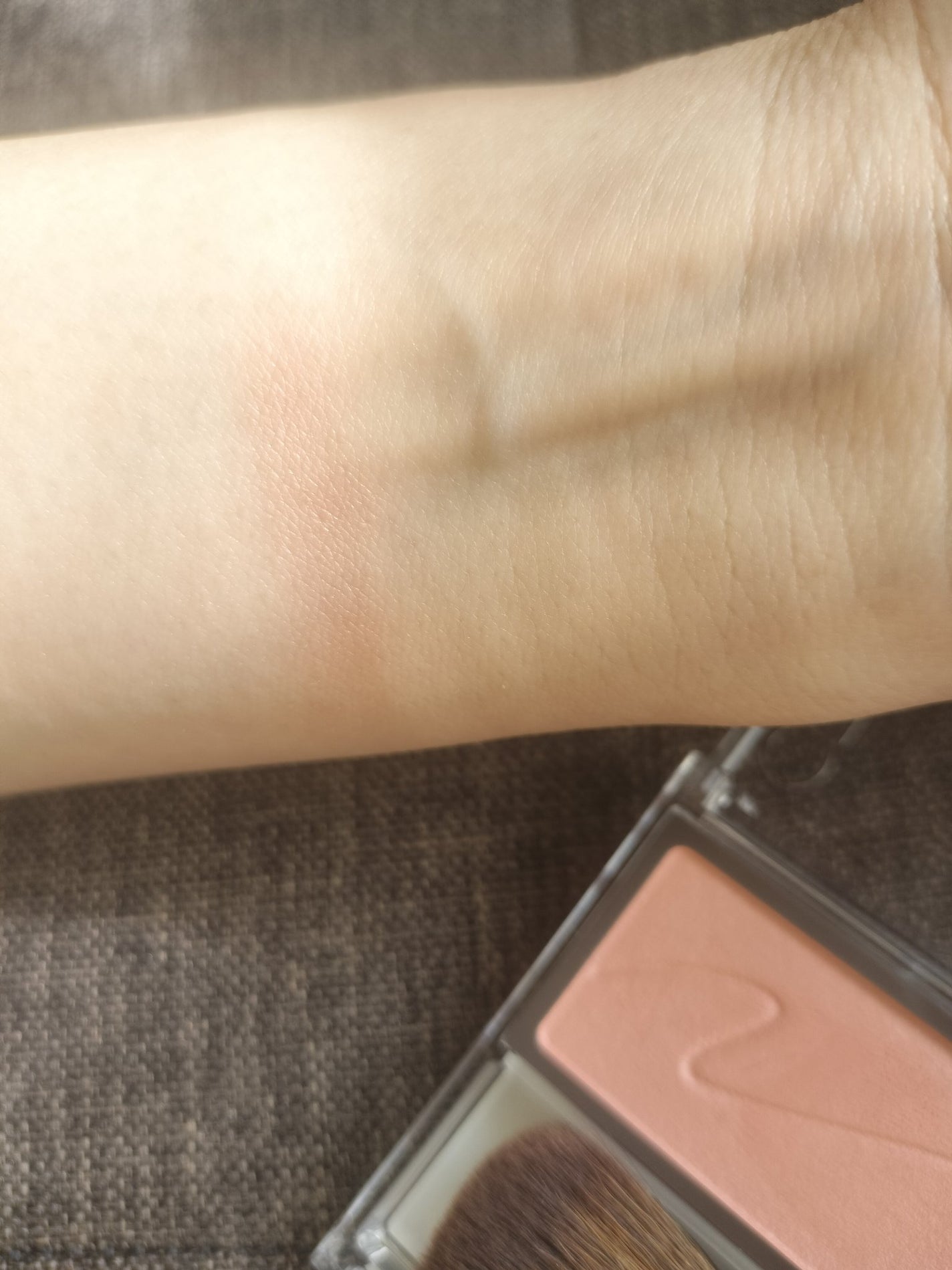 チークブラッシュ/CEZANNE/パウダーチークを使ったクチコミ(2枚目)