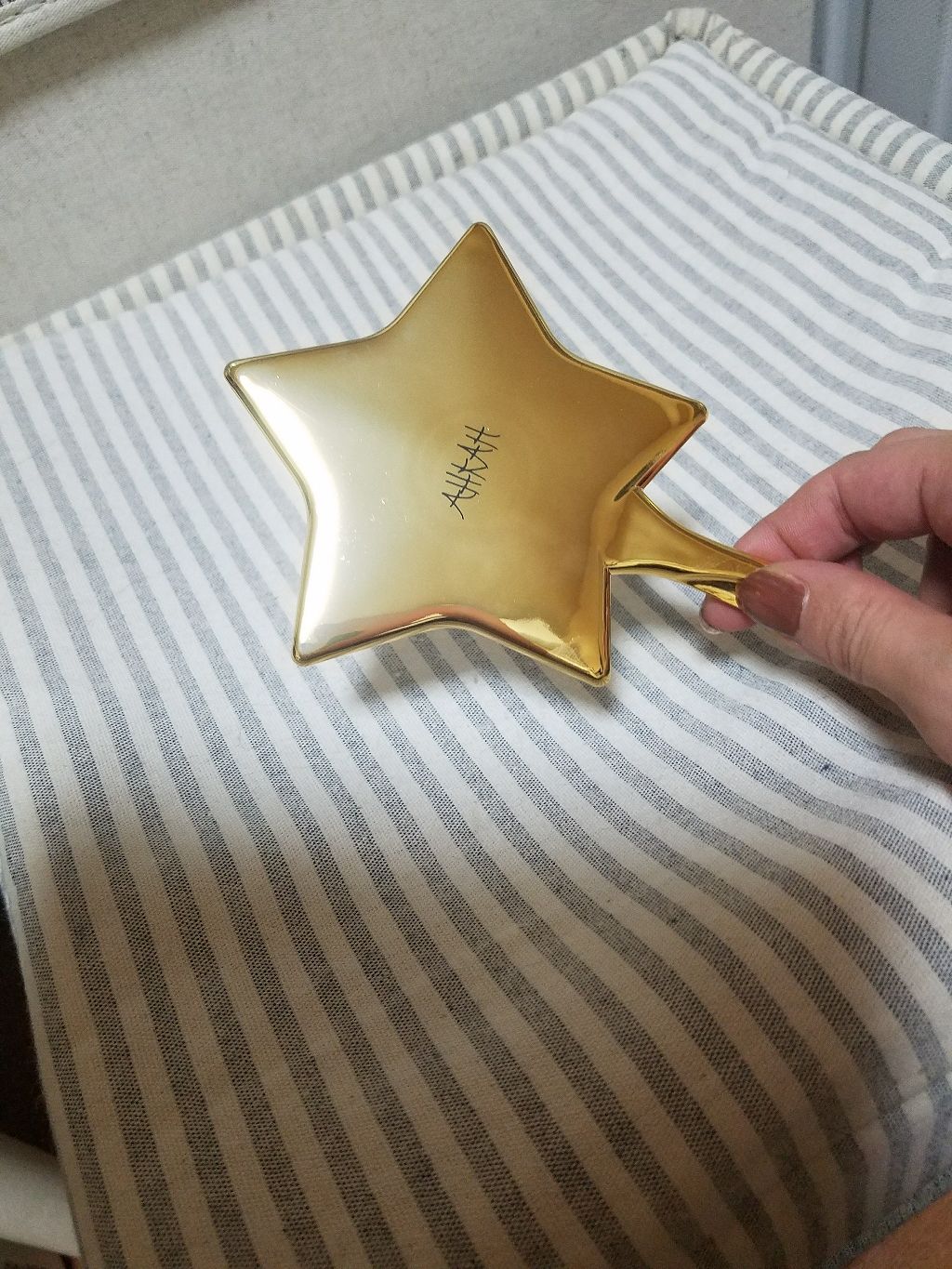 JJ 2018年11月号/JJ (ジェイ・ジェイ)/雑誌を使ったクチコミ(2枚目)