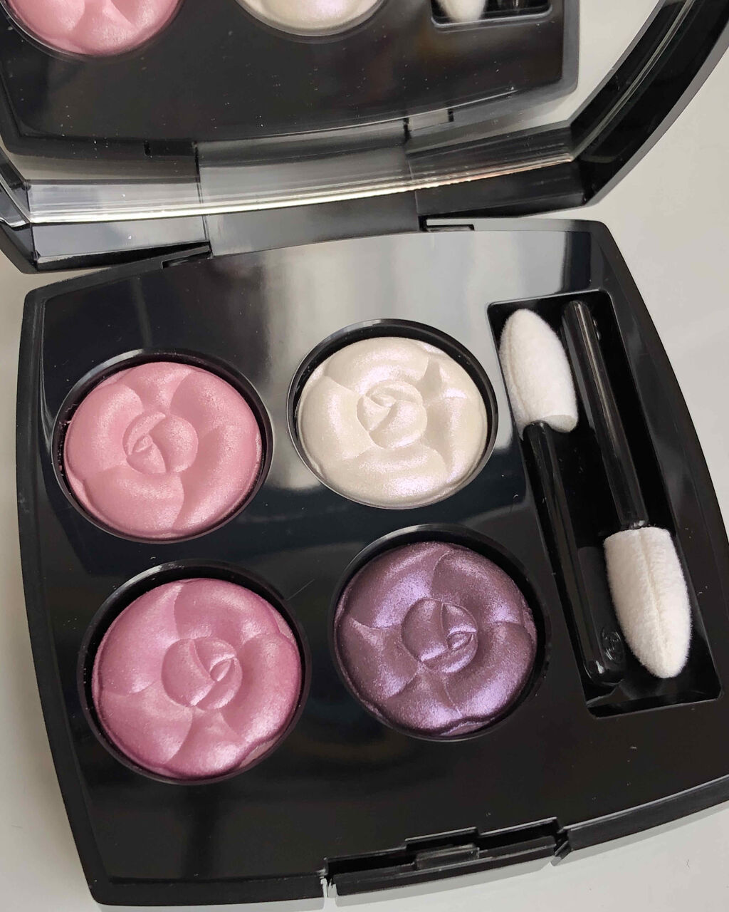 レ キャトル オンブル 356 オー フィル デ フルール/CHANEL/アイシャドウパレットを使ったクチコミ（2枚目）