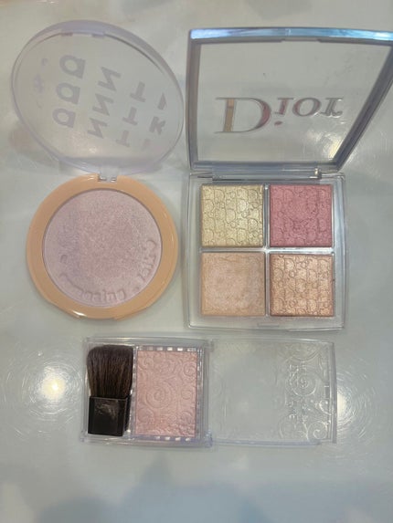 ディオール バックステージ フェイス グロウ パレット/Dior/ハイライトを使ったクチコミ(1枚目)