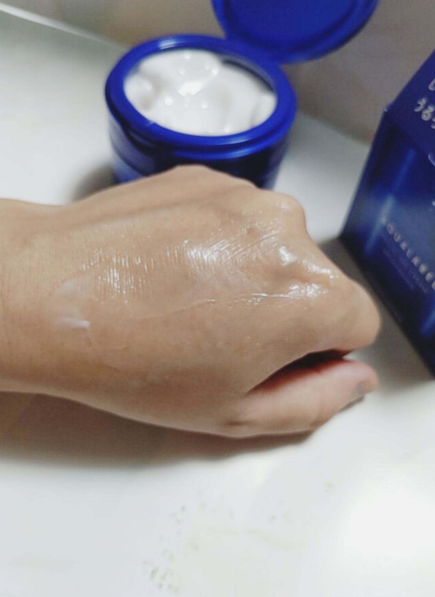 スペシャルジェルクリーム EX (ブライトニング) /アクアレーベル/オールインワン化粧品を使ったクチコミ(8枚目)