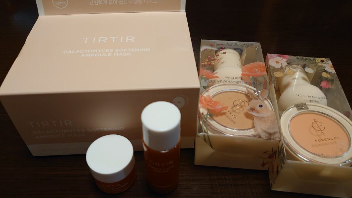 フルーアブラッシャーパフ付き #01 コーラルガーデン/フォレンコス/パウダーチークを使ったクチコミ（1枚目）