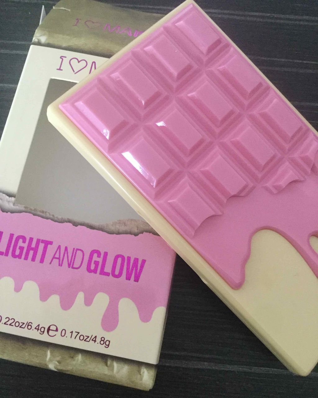 I Heart Revolution Light and Glow/MAKEUP REVOLUTION/プレストパウダーを使ったクチコミ（1枚目）
