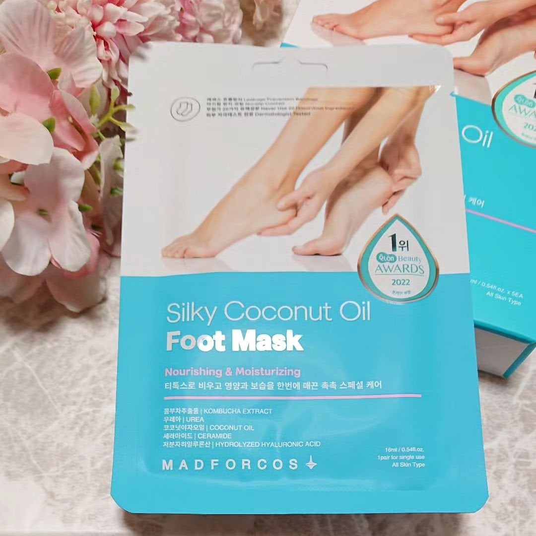 シルキーココナッツオイルフットマスク /MADFORCOS/レッグ・フットケアを使ったクチコミ(3枚目)