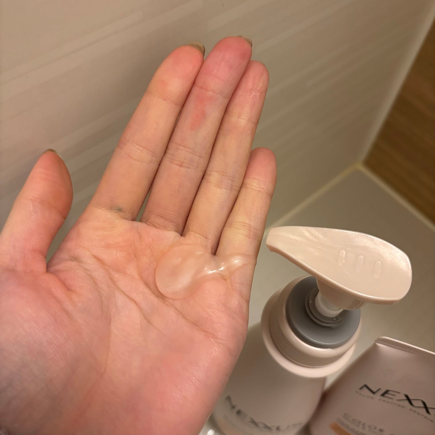 ãã¯ãµã¹ ãªãã¢ïŒã«ã©ãŒãããã¯ã ã·ã£ã³ããŒïŒããªãŒãã¡ã³ã/NEXXUS(ãã¯ãµã¹)/åžè²©ã·ã£ã³ããŒã䜿ã£ãã¯ãã³ãïŒ2æç®ïŒ