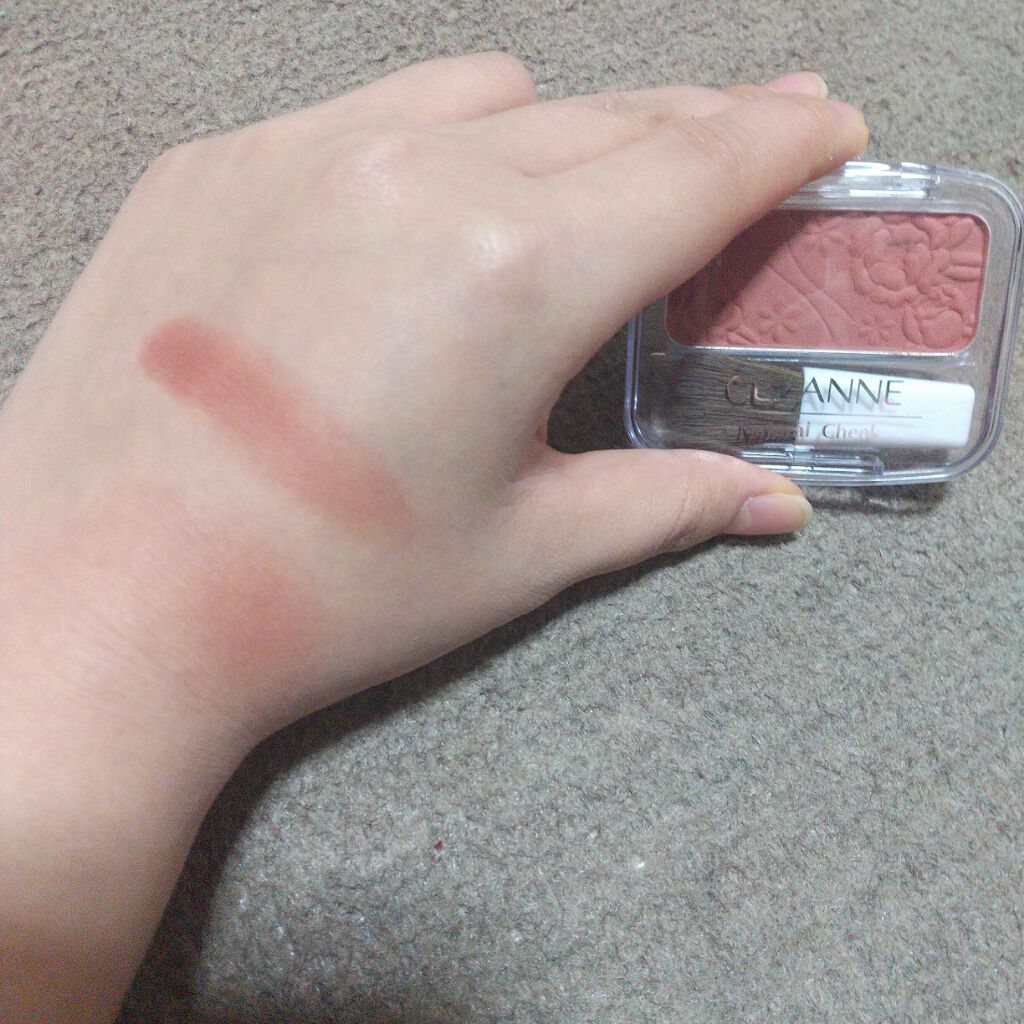 UR GLAM POWDER EYESHADOW/U R GLAM/単色アイシャドウを使ったクチコミ(4枚目)