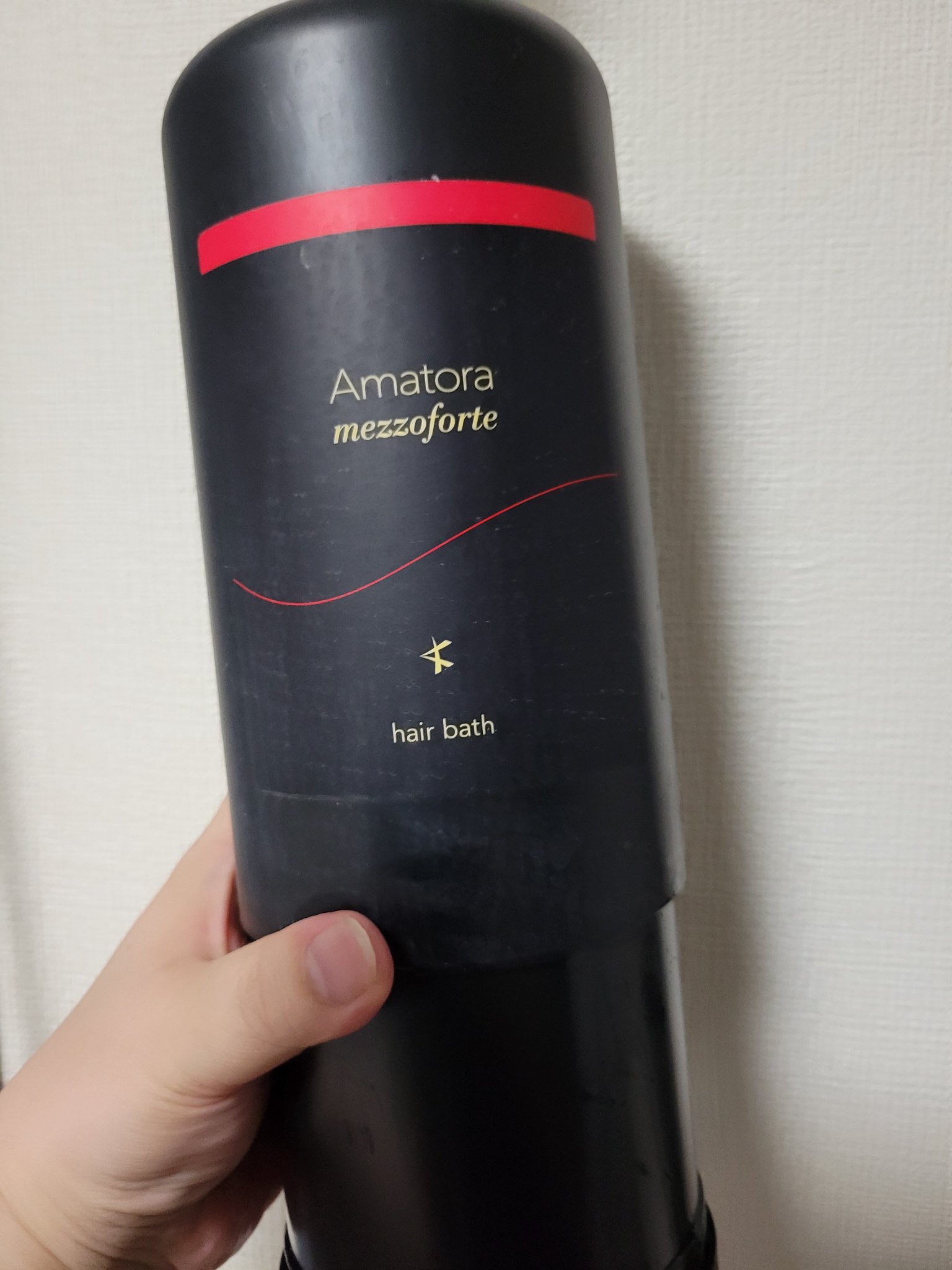 Amatora メゾフォルテ ヘアバスのクチコミ「最近のシャンプーは決まってアマトラです🍀
白髪染めしててもパヤパヤしないし髪の毛しっとり❤

.....」（3枚目）