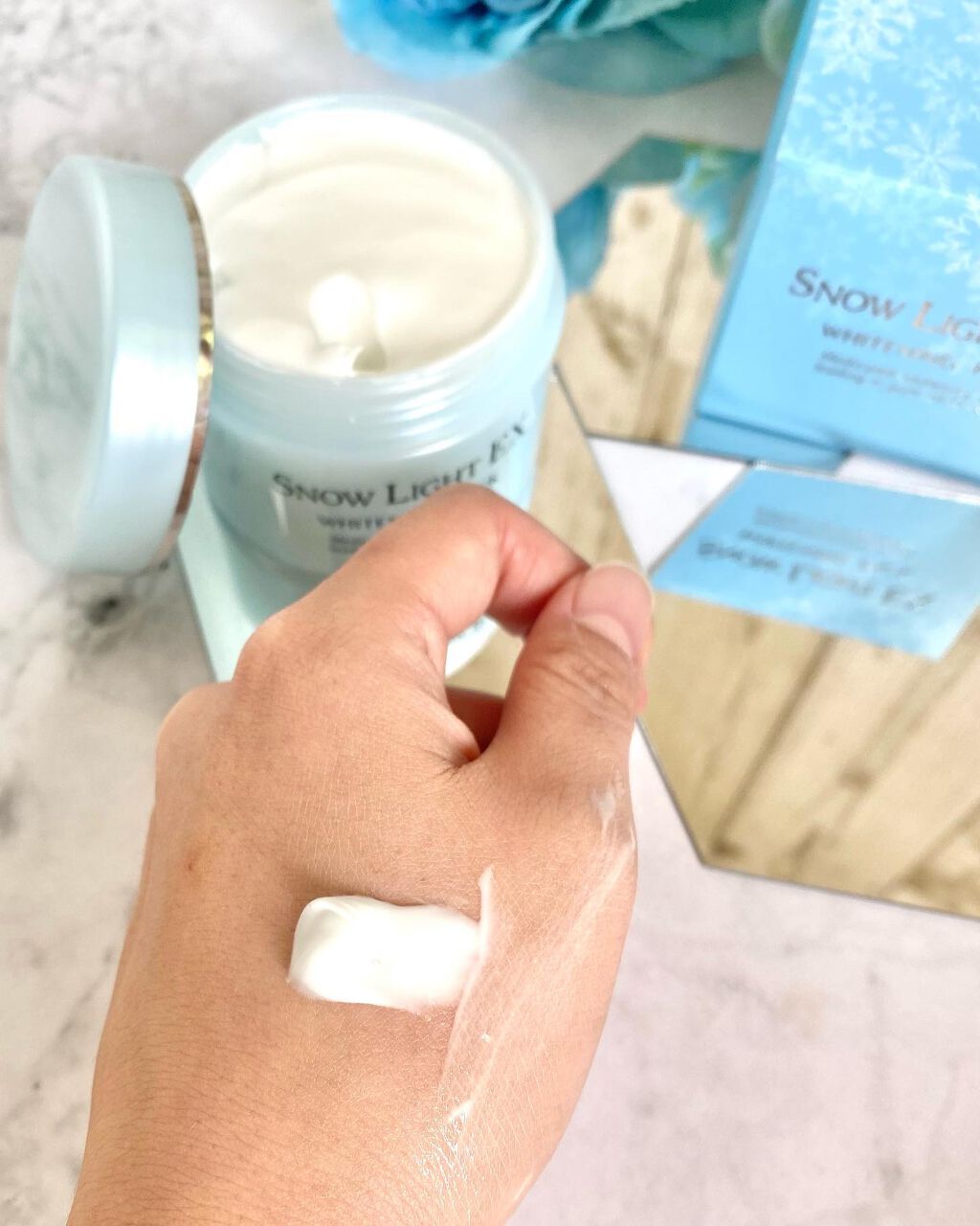 スノーライトEX/VITOWA/洗い流すパック・マスクを使ったクチコミ(2枚目)