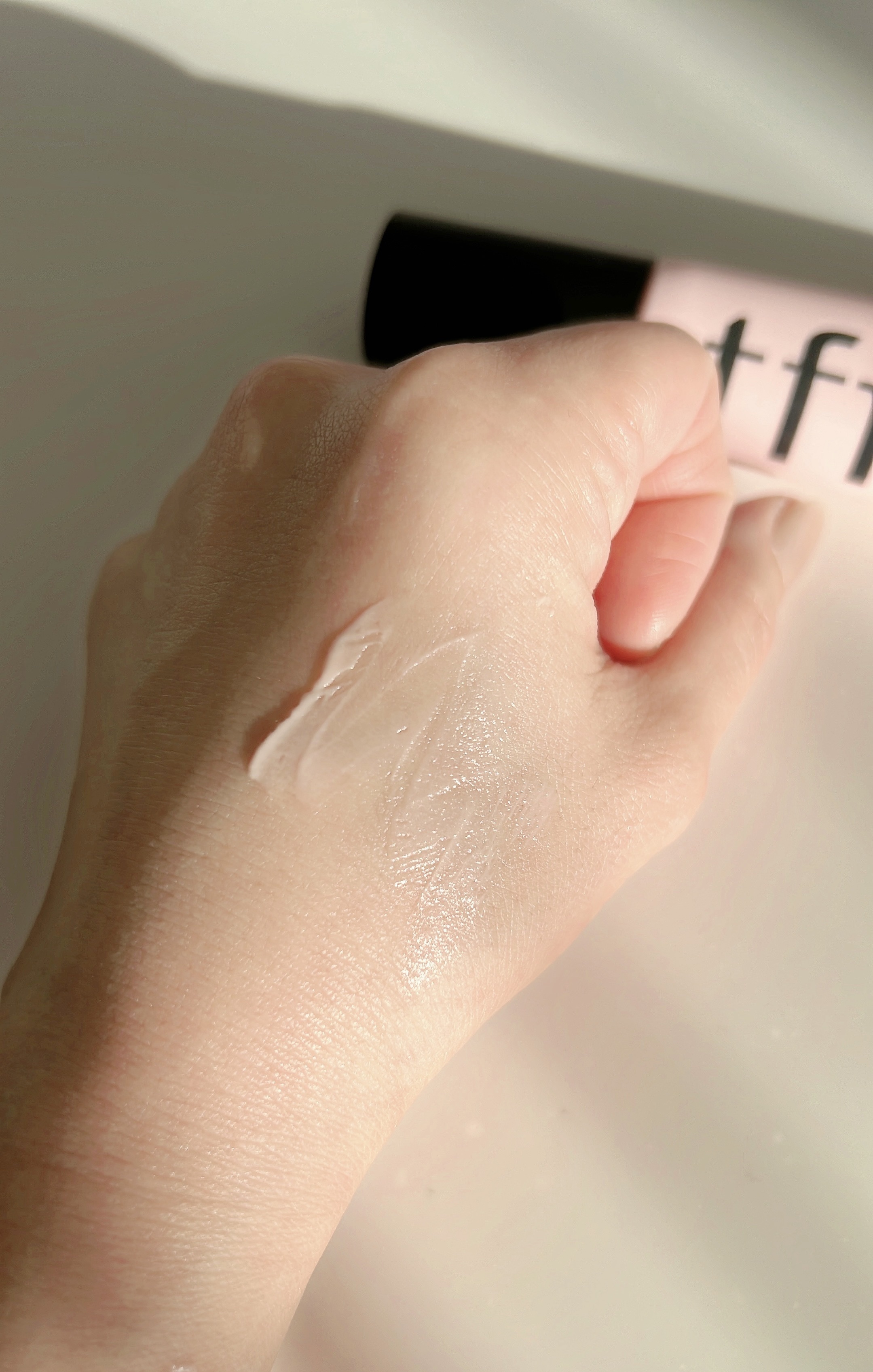 デリケートシルクベールアートプライマー/TFIT/化粧下地を使ったクチコミ（3枚目）