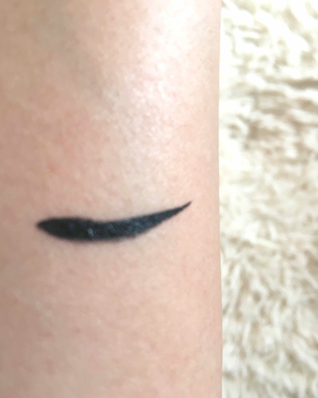 48h持続力 リキッドアイライナー/QICIY/リキッドアイライナーを使ったクチコミ（2枚目）