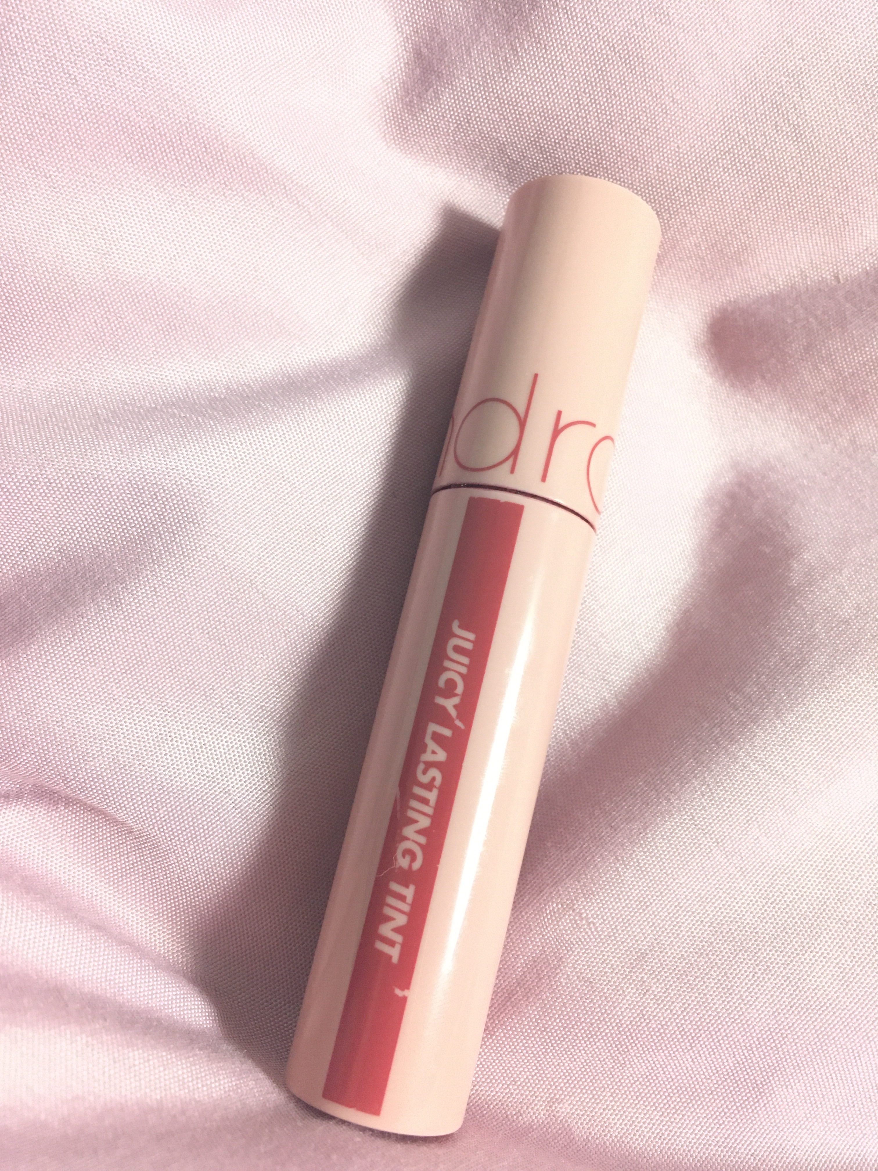 ジューシーラスティングティント/rom&nd/リップティントを使ったクチコミ（1枚目）