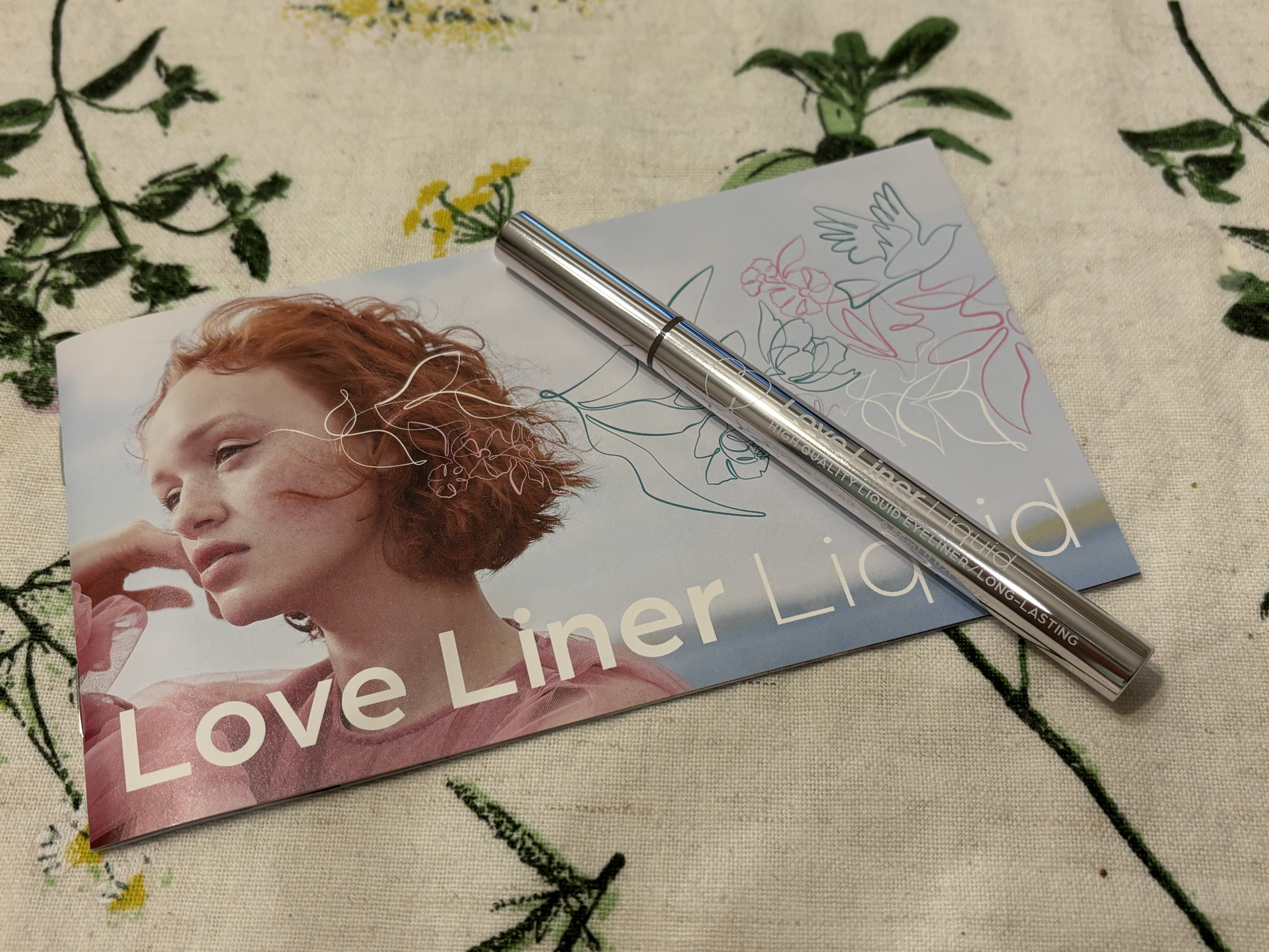 リキッドアイライナーR4 モカグレージュ/ラブ・ライナー/リキッドアイライナーを使ったクチコミ（2枚目）