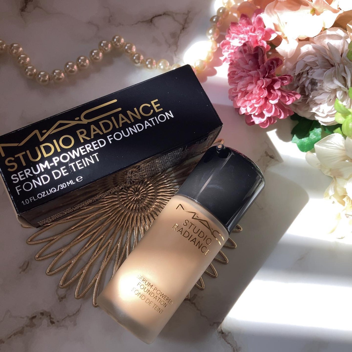 スタジオ ラディアンス セラム ファンデーション/M・A・C/リキッドファンデーションを使ったクチコミ(3枚目)