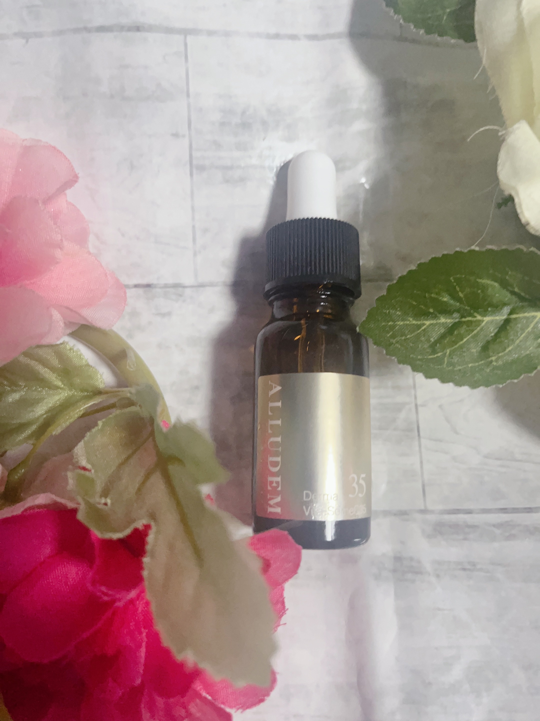 ダーマビタソームC35/ALLUDEM/美容液を使ったクチコミ（1枚目）