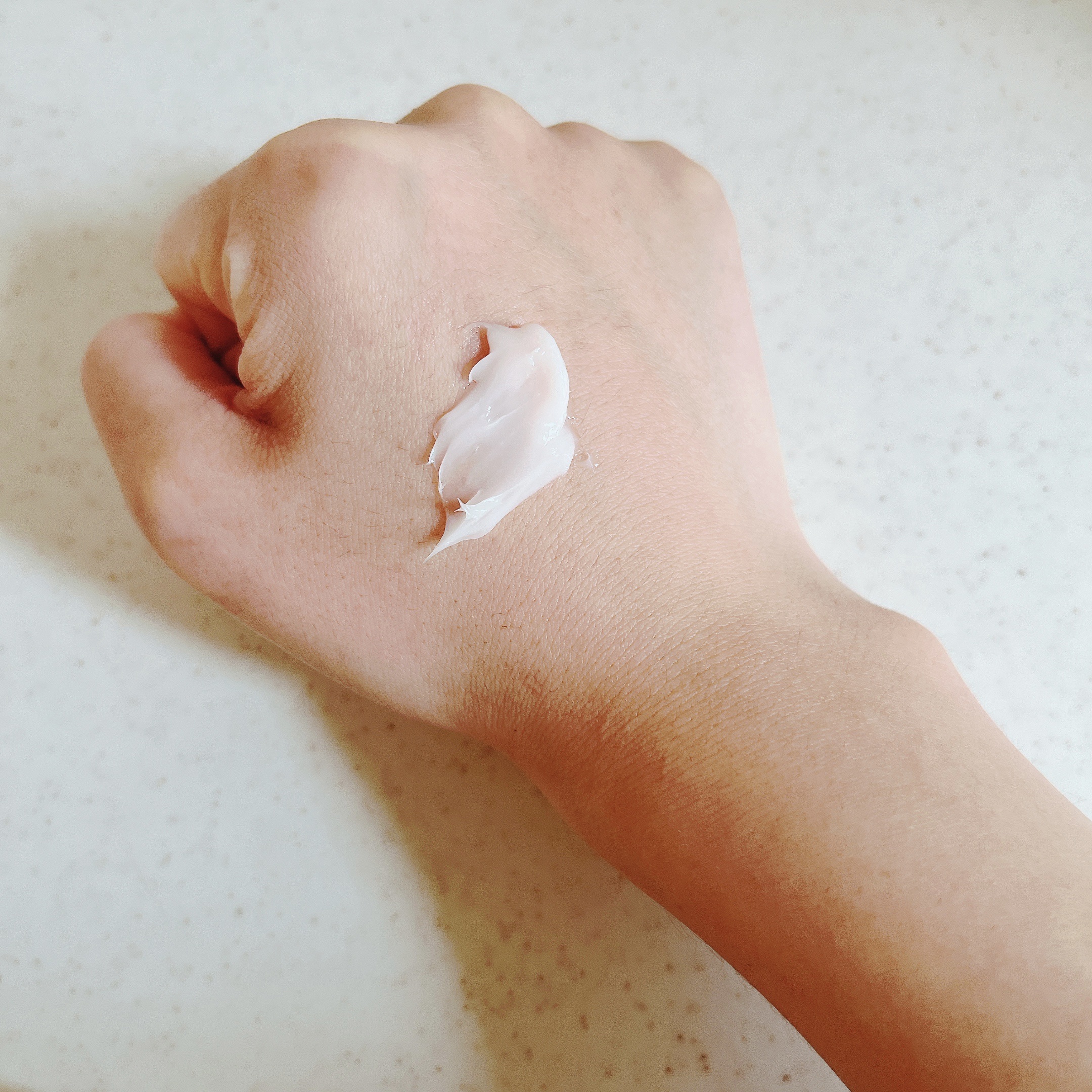 4番 高麗人参たっぷり栄養膜クリーム 60ml/numbuzin/フェイスクリームを使ったクチコミ（2枚目）