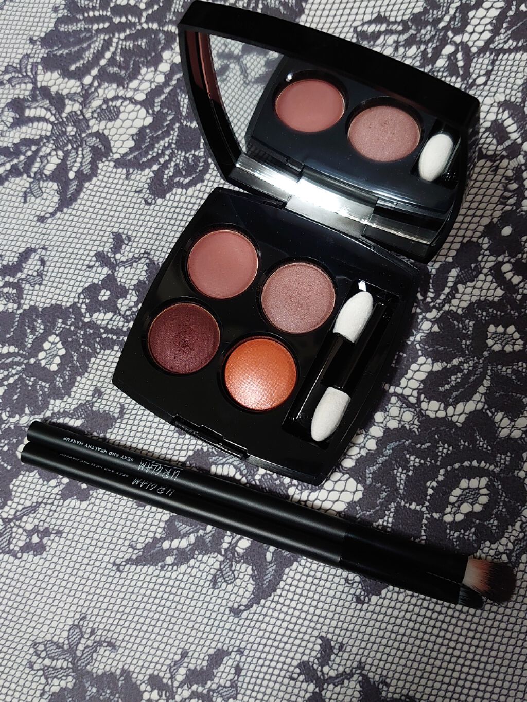 UR GLAM　EYESHADOW BRUSH A/U R GLAM/メイクブラシを使ったクチコミ（1枚目）