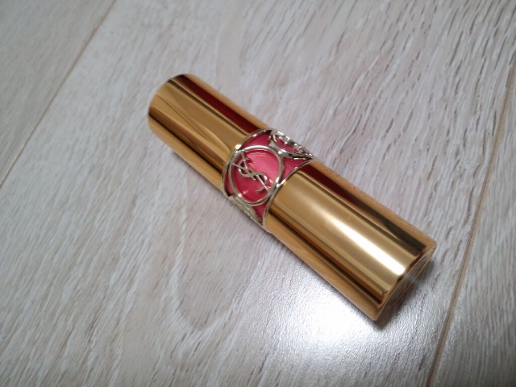 ルージュ ヴォリュプテ シャイン/YVES SAINT LAURENT BEAUTE/口紅を使ったクチコミ(2枚目)