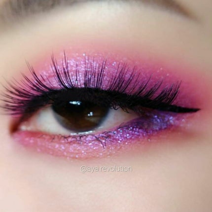 I Heart Revolution Heartbreakers Eyeshadow Palette/MAKEUP REVOLUTION/アイシャドウパレットを使ったクチコミ(2枚目)