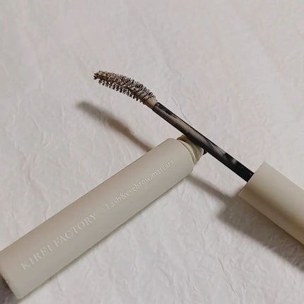 ラッシュ&アイブロウマスカラ 05 ムーンベージュ/KIREI FACTORY/マスカラを使ったクチコミ(3枚目)