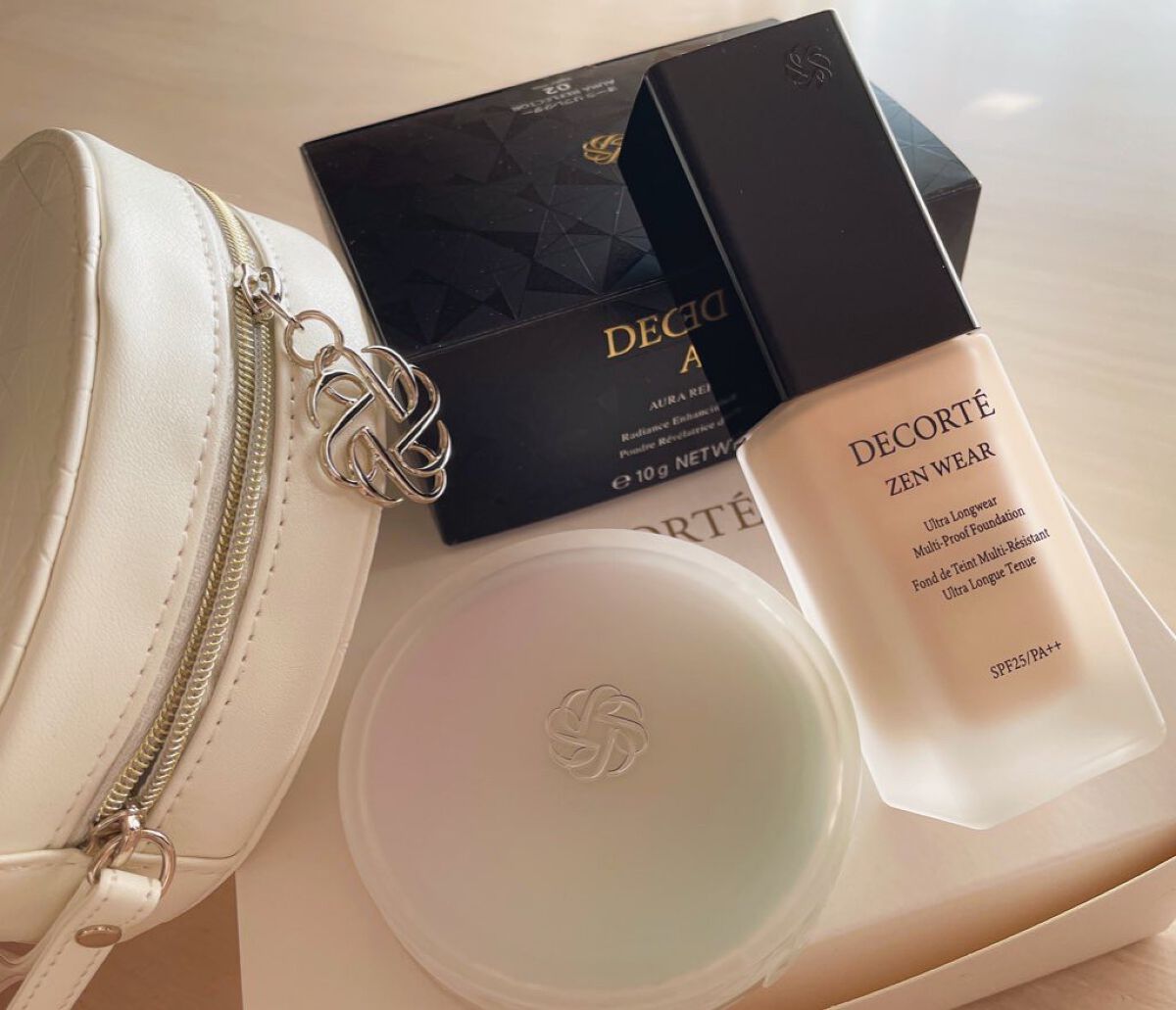 ＡＱ　オーラ リフレクター/DECORTÉ/プレストパウダーを使ったクチコミ（1枚目）