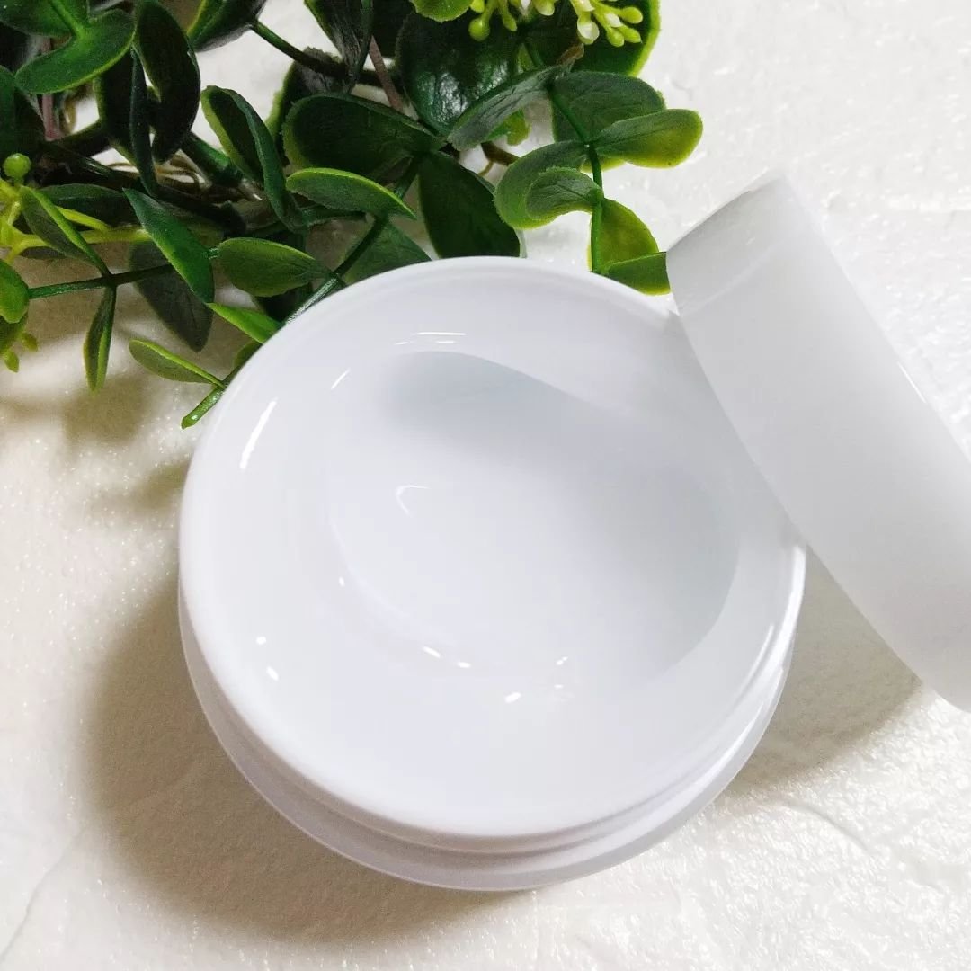 スパ＆ミネラル エッセンス ジェル/IONA/フェイスクリームを使ったクチコミ（3枚目）